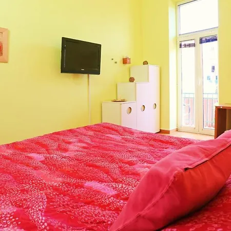 Double Bedroom On Great Location With Balcony アパート *